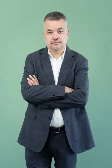 Fabio-Tenconi-Receptionist-1